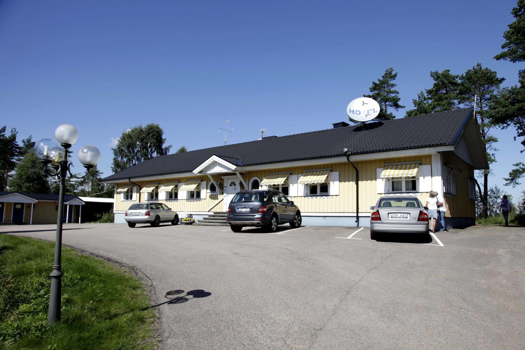 Rasta Hallandsasen Motel Båstad Eksteriør bilde